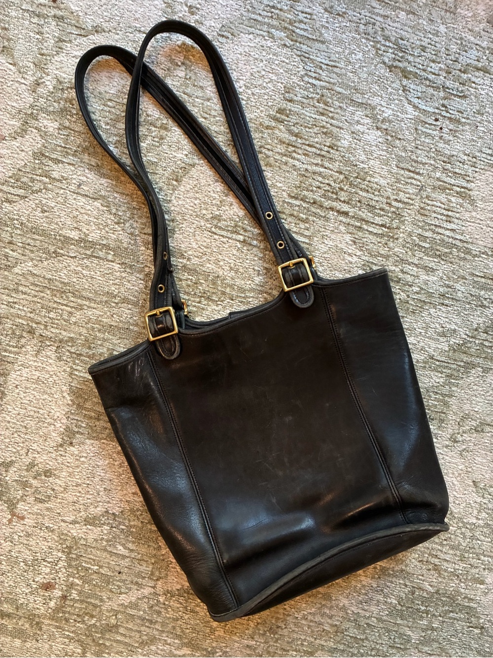 The Coach Legacy Large Shopper (Style 9090)